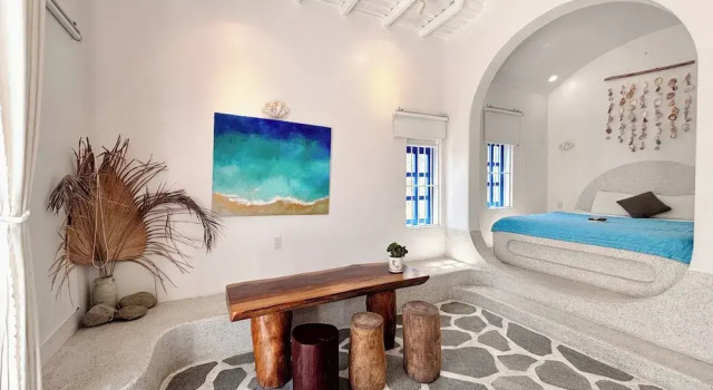 Полулюкс с балконом и с видом на город santorinivilla.vn