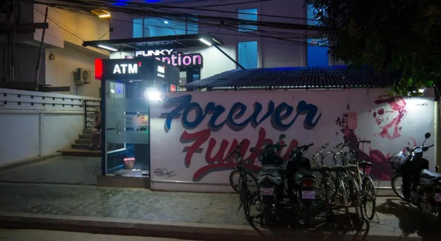 The Funky Village, Boek Hotel Hotels in Siem Reap met parkeren, Parkeren