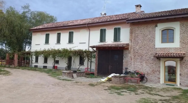 Agriturismo Cascina Poscallone, Buchen Sie Bed & Breakfast Abbiategrasso Lombardei