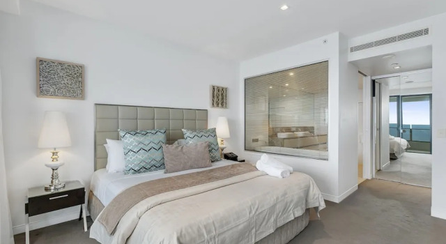 Апартаменты Premier Soul Beachfront Apartments - HR Surfers Paradise