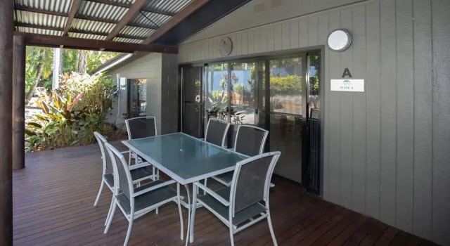 Семейный номер Standard с 2 комнатами Tasman Holiday Parks - Cairns Cool Waters