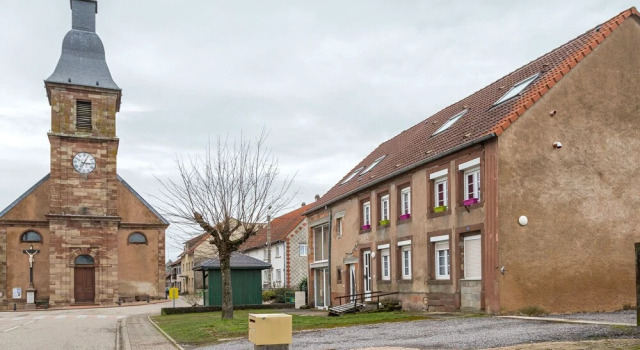 Elegant Holiday Home in SAINT LOUIS with Garden, Buchen Sie Hotel Saint-Louis Great Eastern Region