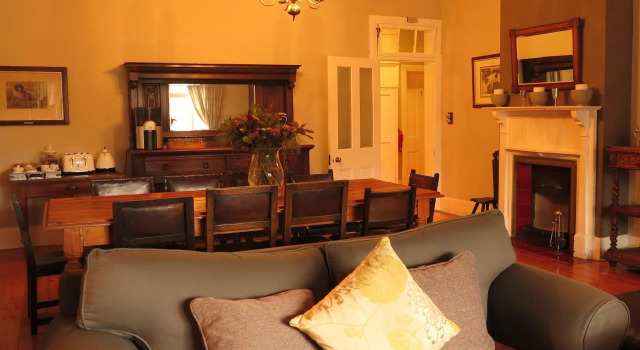 Broadlands Country House, 予約 ホテル Kirkwood 東ケープ州