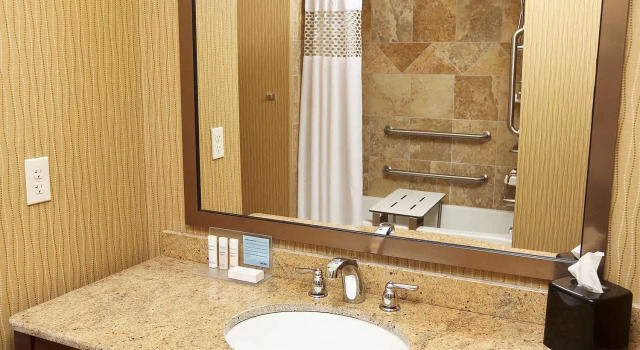 Номер Standard Hampton Inn & Suites Fargo Medical Center