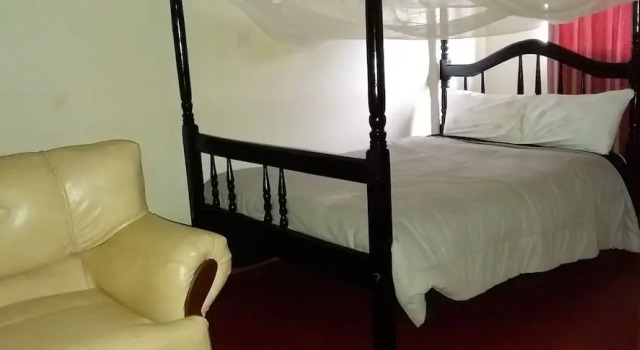 Lado Hotel, Réserver Hôtel Masindi 