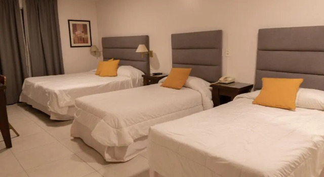 Трёхместный номер Standard Hotel Metropol