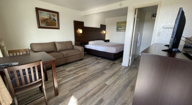 Номер Economy Holiday Motel