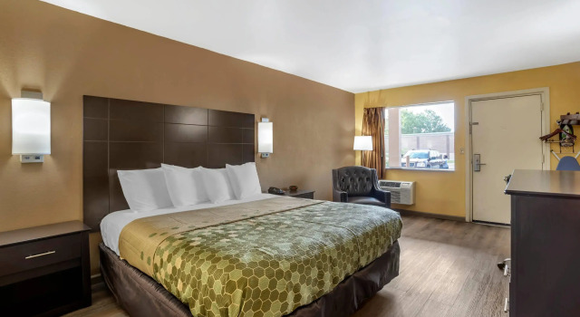 Двухместный номер Standard Econo Lodge Easton Route 50