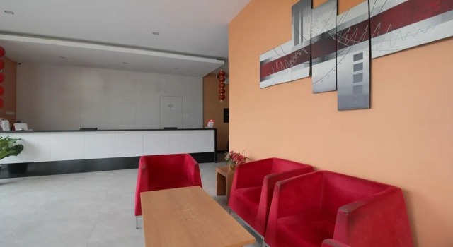 Airy Korumba Edi Sabara 8 Kendari, Prenota Hotel Kendari 