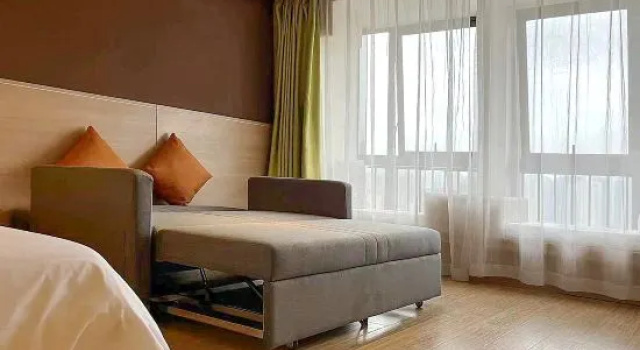 Люкс Superior IU Hotel Chongqing Longtou Temple North Railway Station