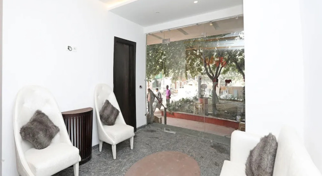 OYO 11071 Hotel Tisya, Забронировать Отель Отели Нью-Дели с завтраком, Завтраки