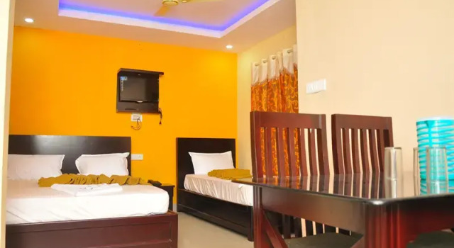 Oyo 10450 Breeze Inn, Забронировать Отель Отели Бангалора с завтраком, рядом с Торговый центр The Forum, Завтраки