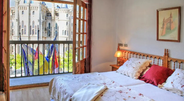 Двухместный номер Standard с красивым видом из окна Hotel Gaudi