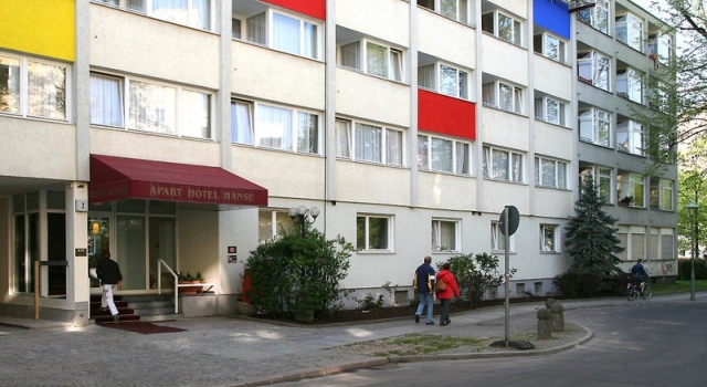 City Gallery Berlin, Rezervasyon Otel Charlottenburg Berlin, Shopping Center KaDeWe yakınında