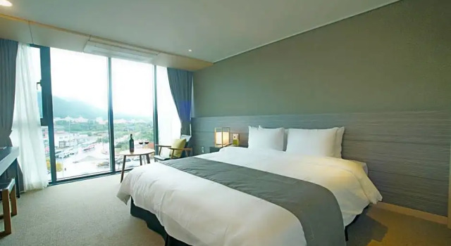 Номер Deluxe I-Jin Hotel