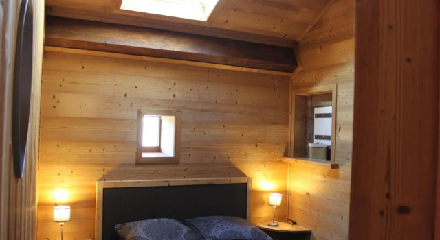 Gite D'odile, Book Hotel Hoteller i Rhône-Alps med parkering, Parkering
