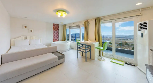 Номер Standard Yangyang Monti Pet Spa Pension