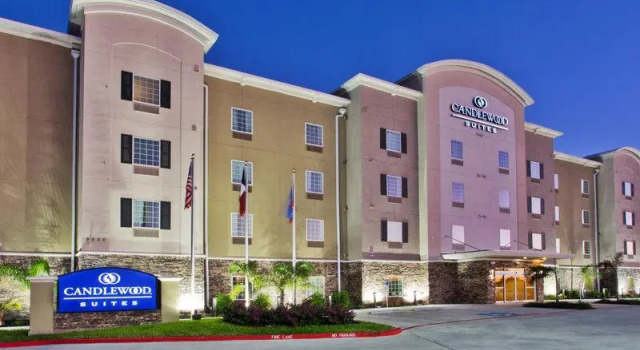 Кровать в общем номере Candlewood Suites Corpus Christi-Naval Base Area by IHG
