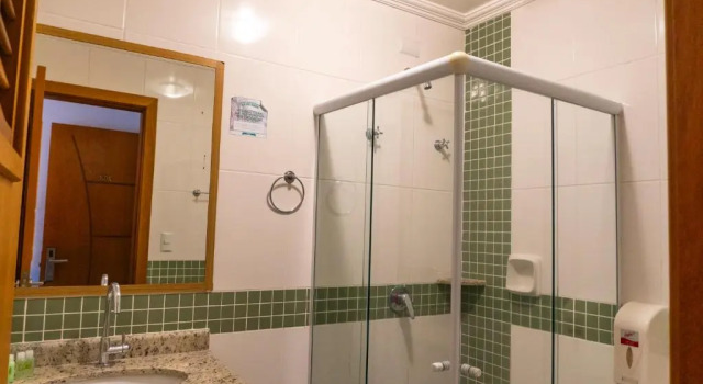 Четырёхместный номер Standard UPG Hotel