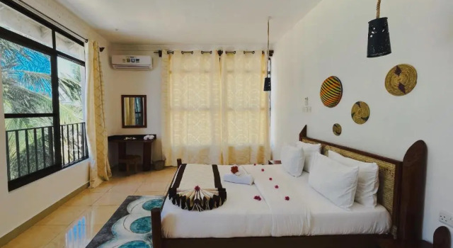 Bianco Azzurro Hotel & Restaurant