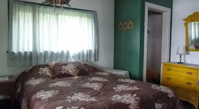 Двухместный коттедж с 2 комнатами с видом на воду Bruce Bay Cottages & Lighthouse