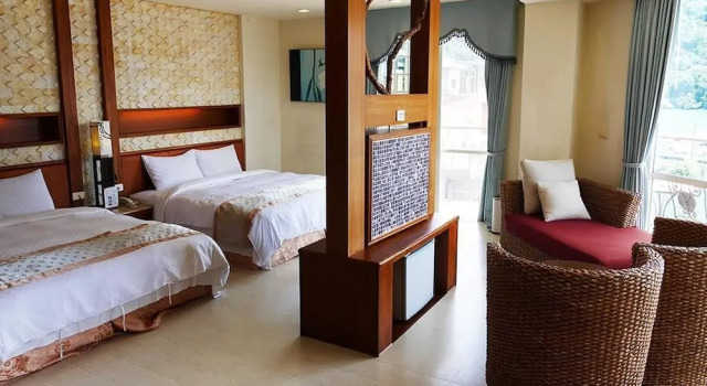 Standard Quádruplo quarto varanda e com vista para o lago Cherng Yuan Hotel