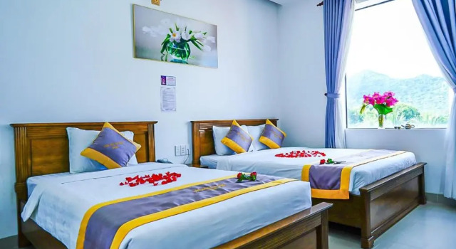 Номер Superior Côn Sơn Victory Hotel