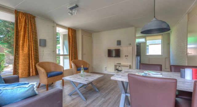 Single Storey Isolated Bungalow 3 km. From Renesse and Beach, Book Hotel Renesse 