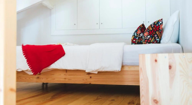 Aposentus -Romantic Mezzanine Apartment With a Balcony, Забронировать Апартаменты/квартира Порту Регион Порту, рядом с Канатная дорога Гайя