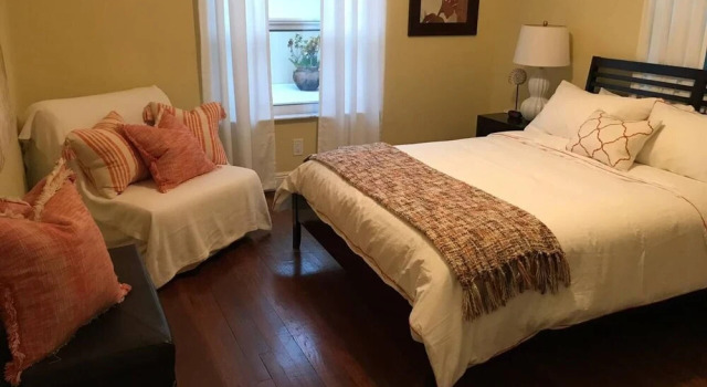 Beautiful Home Close To The Beach w Pool & Patio, Rezerwuj Hotel Hotele w Broward County z parkingiem, Parking