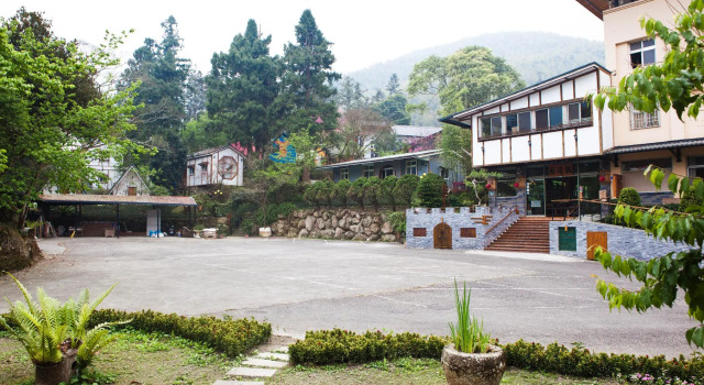 Ting Tau Garden Resort, จอง รีสอร์ท Lugu Nantou