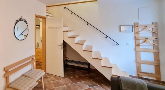 Коттедж Sweet House and Apartment