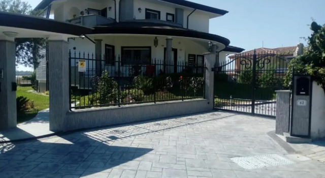 Апартаменты Appartamento in Residenza Punta di Sabaudia - seminterrato
