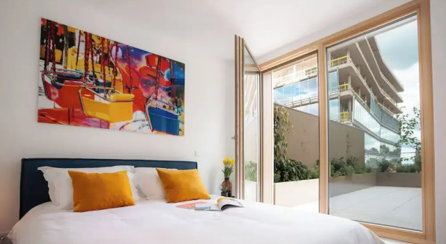 Апартаменты Luxury Media Bay Apartments in Kirchberg by Rentaroo