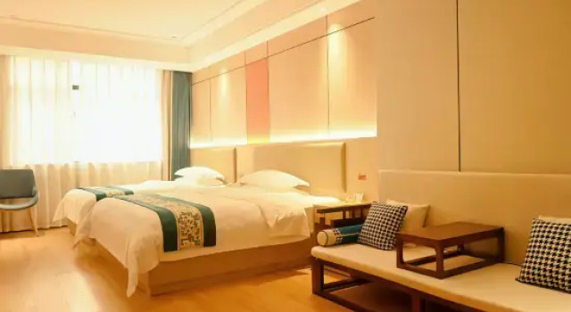 Park Hyatt (Municipal Plaza), Rezervovat Hotel Hezhou Hunan