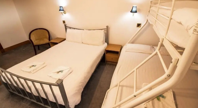 Семейный номер Standard The Ben Mhor Hotel, Bar & Restaurant