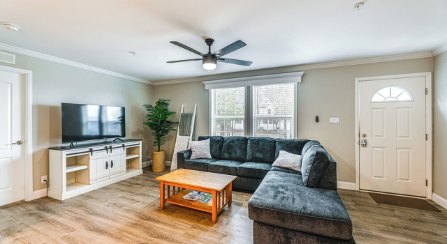 1 Mi to Outlets Ocean City: Home w/ Large Yard!