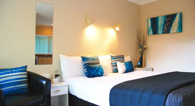 Студия Standard Almond Court Motel
