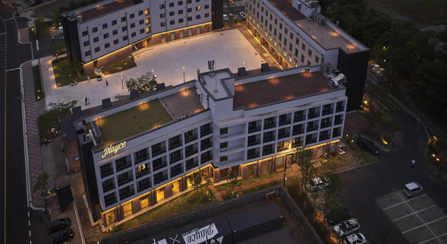 Номер Standard Playce Camp Jeju