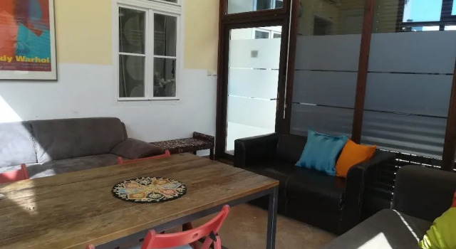 Spacious Apartments in Heart of Prague, Забронировать Апартаменты/квартира Прага Чехия, рядом с И. П. Павлова