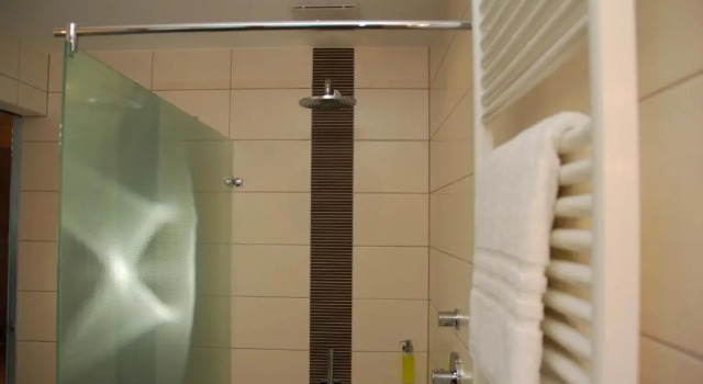 Полулюкс с балконом Neumaiers Hotel