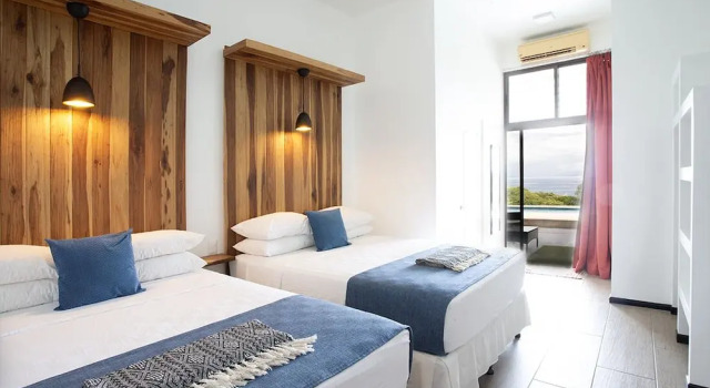 Четырёхместный номер Standard с видом на океан Pura Vista Hotel