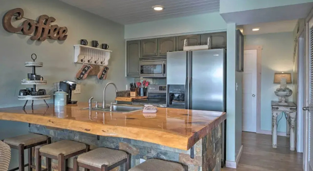 Апартаменты Unwind Fireside: Ozark Mtn Condo w/ Resort Perks!