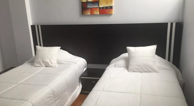 Aparthotel Navarra, Prenota Hotel Hotel a Cotopaxi con parcheggio, Parcheggio