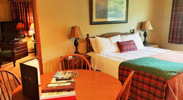 Семейный люкс с 2 комнатами с видом на горы Hungry Trout Resort