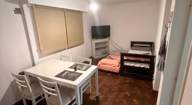 Hermoso departamento céntrico de dos ambientes.