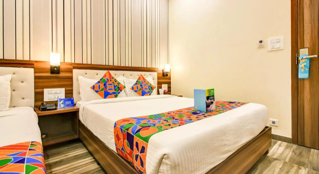 OYO 13614 Hotel Axis International