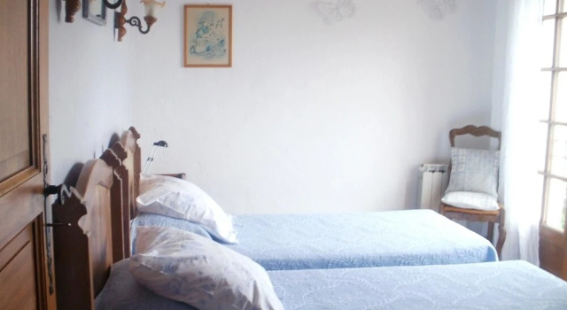Upper Part of a Villa With 3 Bedrooms in Vence, With sea View, Private