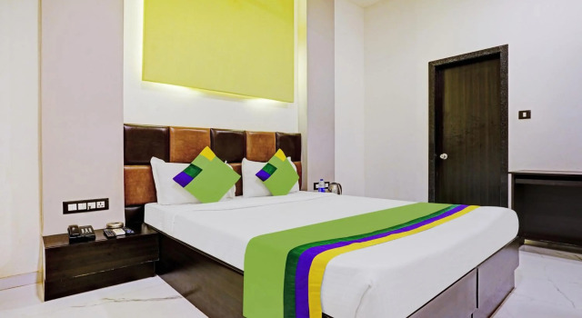 FabHotel Prime Grand, Забронировать Отель Отели штата Махараштры 3 звезды, 3*