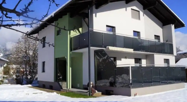 Коттедж Nice Apartment in Detached House with Large Garden near Town Center & Ski Slope